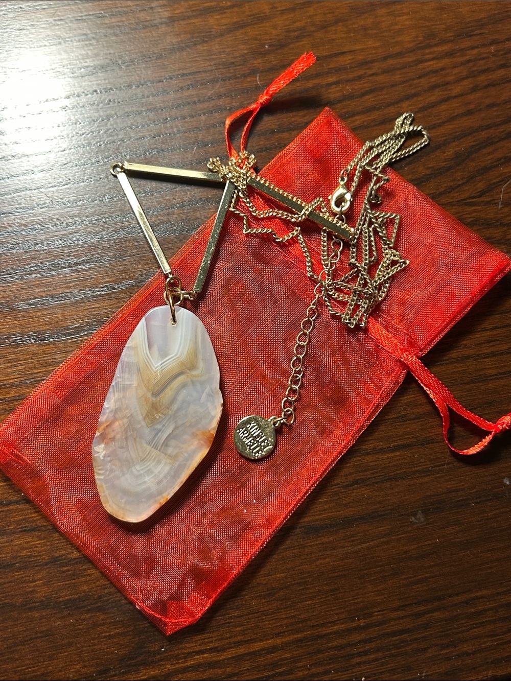 Kinsley Armelle Gold Agate Pendant Necklace in Cream and Tan